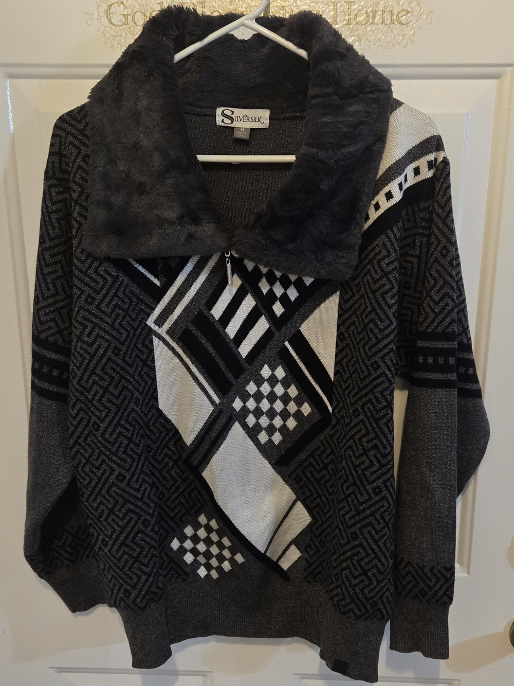 Mens Silversilk Geometric Knit Sweater Faux Fur Collar Gray M